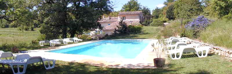 maison et piscine